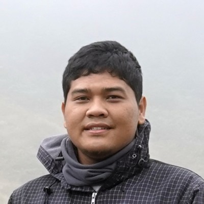 Fahrezi Alwi